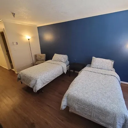Lovely Double Bed Unit